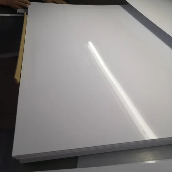Baixa inflamabilidade e bom para frustrar fácil trabalhabilidade folha de plástico rígido de PVC fosco branco